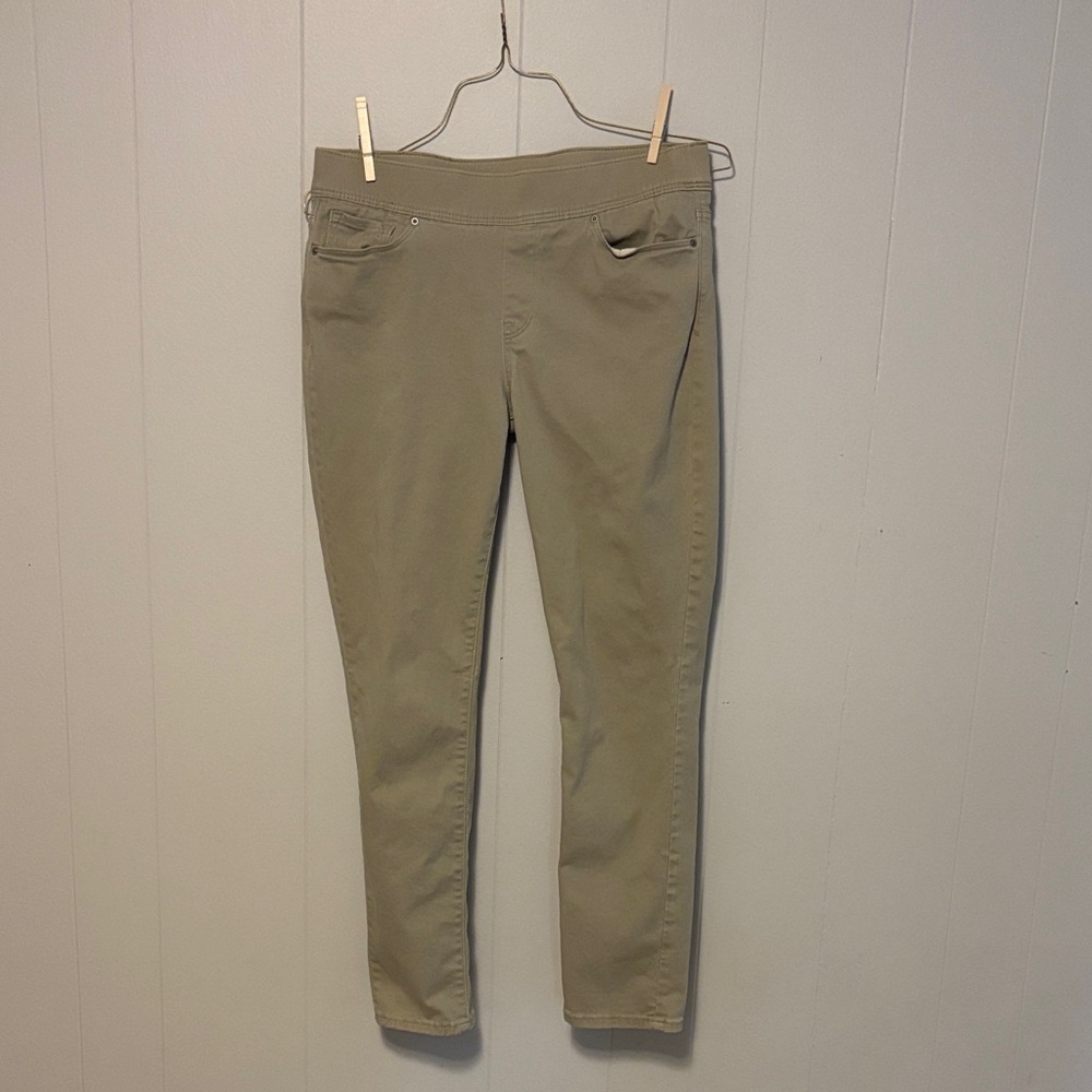 Levi's Women's Khaki Pants